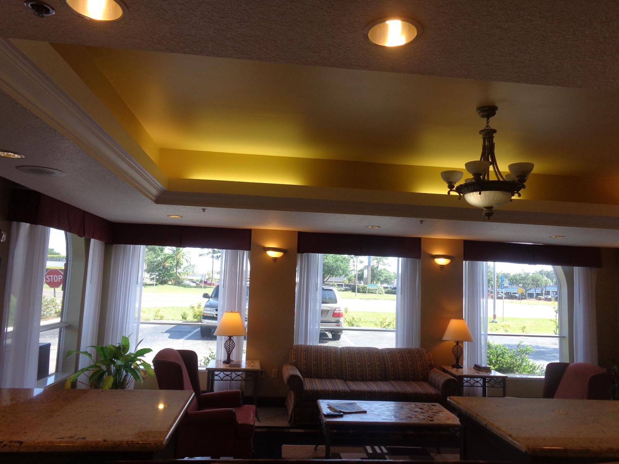 Ruskin Inn Tampa-Sun City Center 외부 사진
