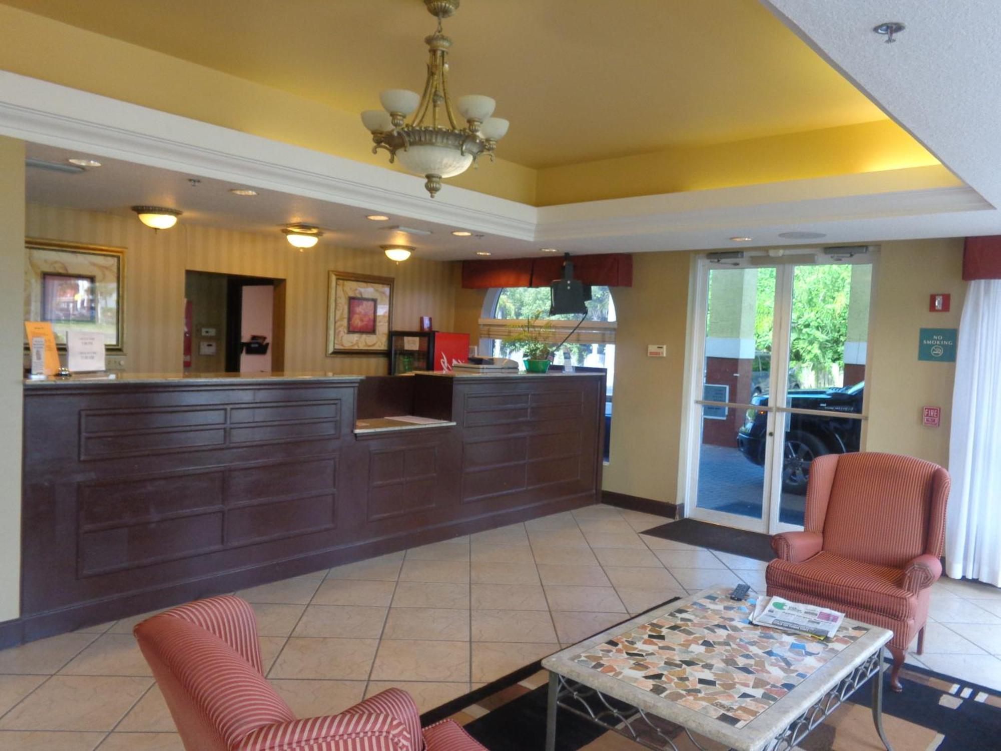 Ruskin Inn Tampa-Sun City Center 외부 사진